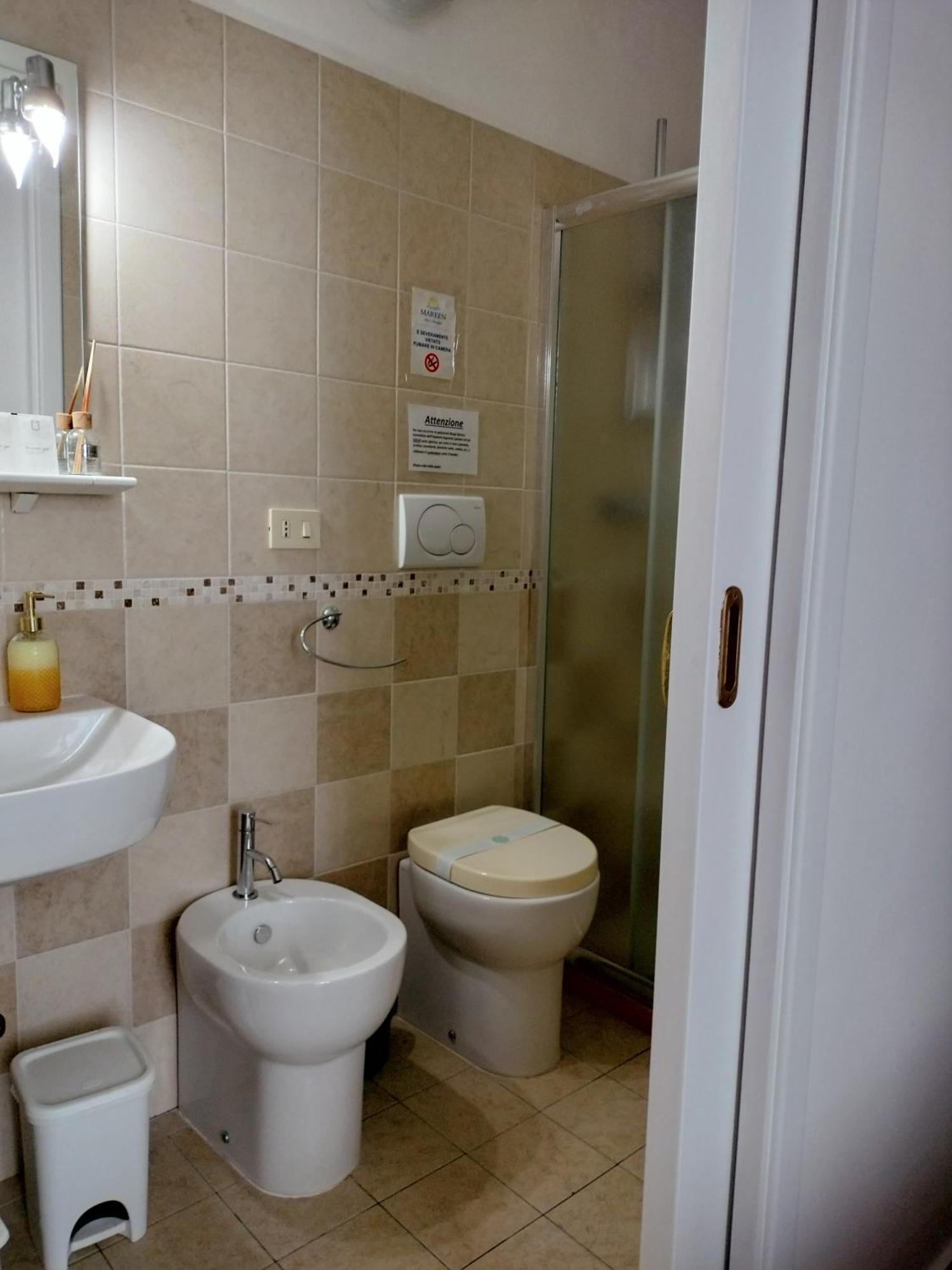 B&B Mareen Santa Maria al Bagno Luaran gambar